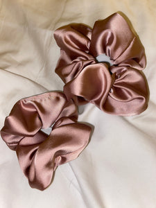 Lux Scrunchie